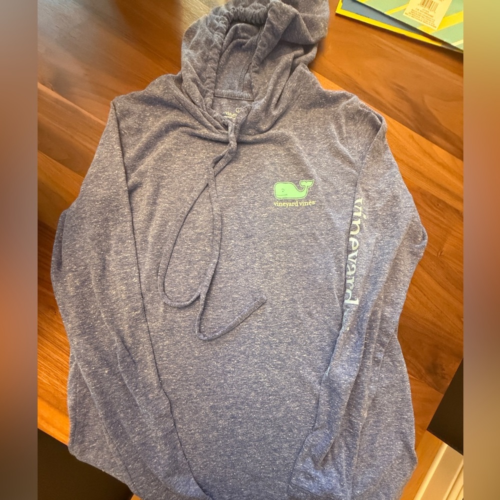 Vineyard Vines Heathered  Pullover Hoodie with Lime Whale - Women Small